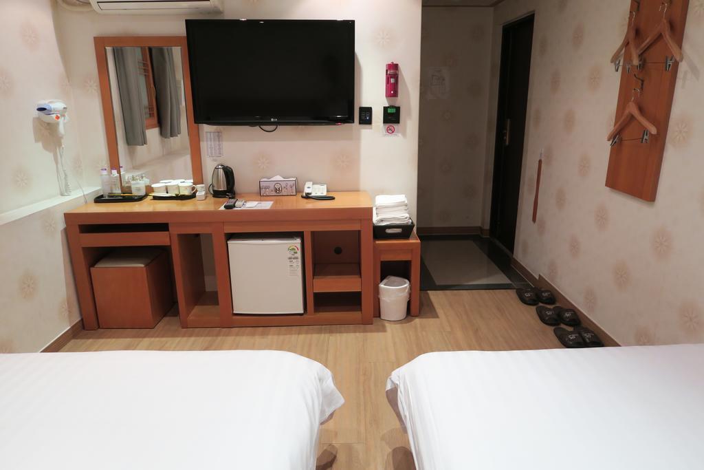 Gs Hotel Jongno Seoul Exteriör bild